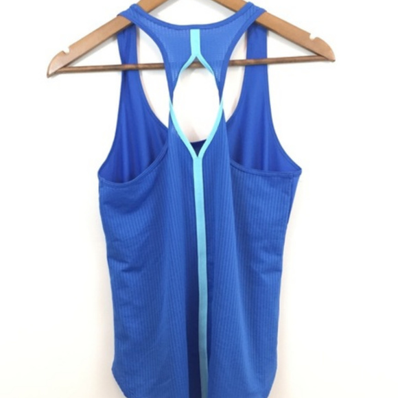 Under Armour Tank Top - Picture 2 of 3